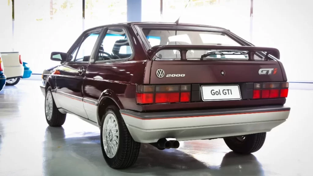 Carros Populares dos Anos 80 - Gol Quadrado