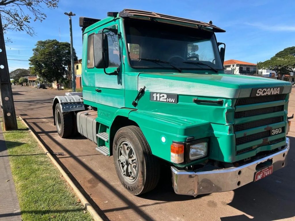 Caminhões dos Anos 90 - Scania 112