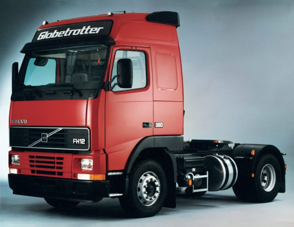 Caminhões dos anos 90 - Volvo FH12