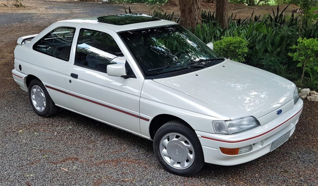 Carros dos anos 90 - Ford Escort XR3