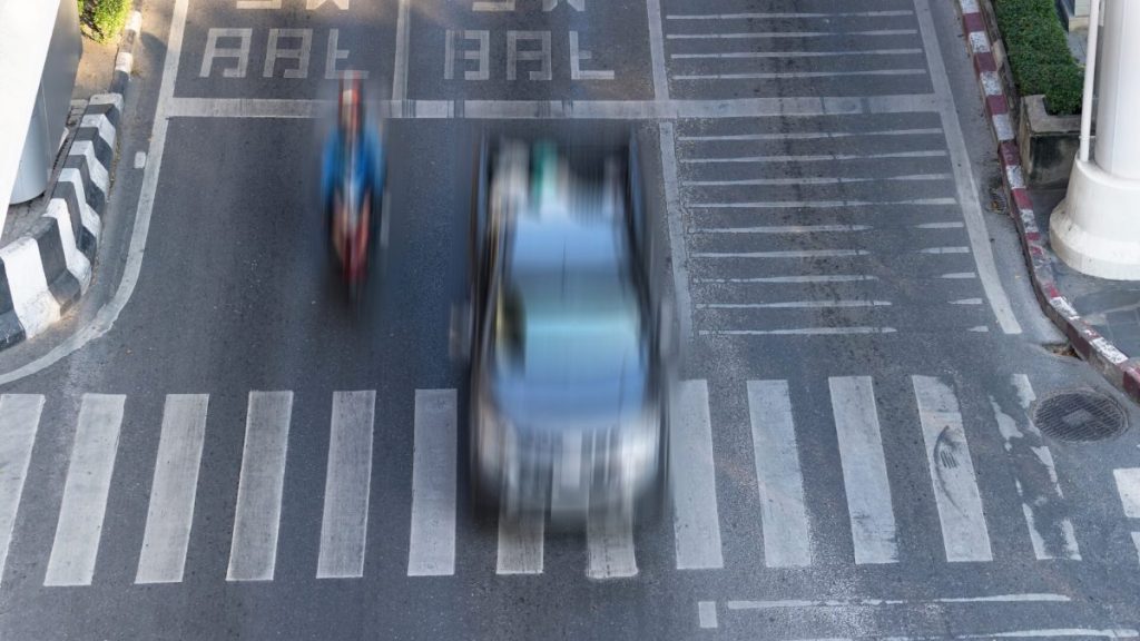 Modelo para Recorrer de Multa por parar na Faiza de Pedestre Sinal Vermelho