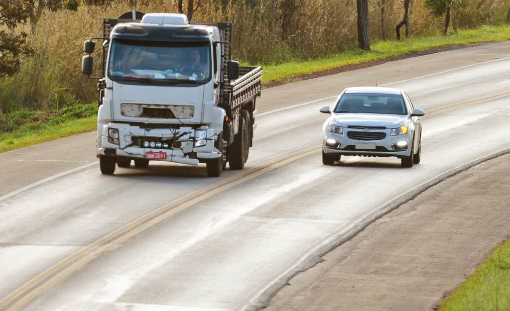 Multa Grave para Ultrapassagem Perigosa e Suspensão da CNH